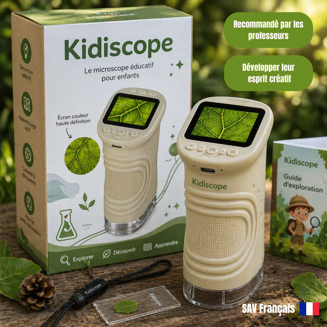 Enfant observant au microscope numérique — 30 idées d'expériences
